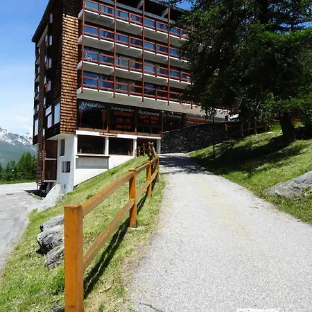 Les Charmettes - 2 Personnes A Arc 1600 Agreable Belle Vue Sur Les Pistes Proche Des Pistes Et Des Commerces Mae-2165 Apartment *